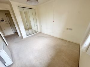 Bedroom- click for photo gallery